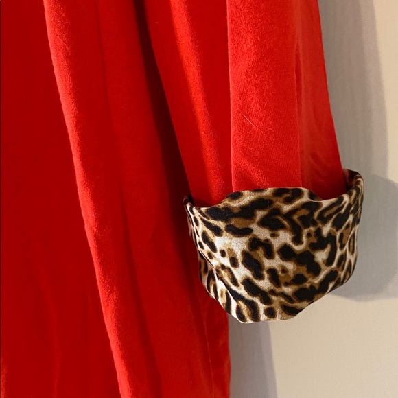 Boutique Cheetah Print Tunic - Picture 6 of 6